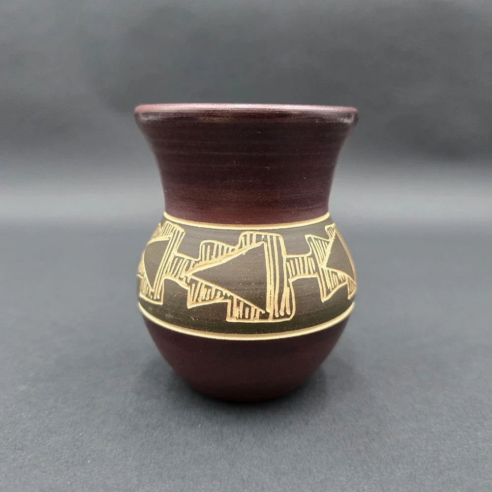 Vintage Studio Pottery Sgraffito Geometric Mini Bud Vase Brown 3.75in